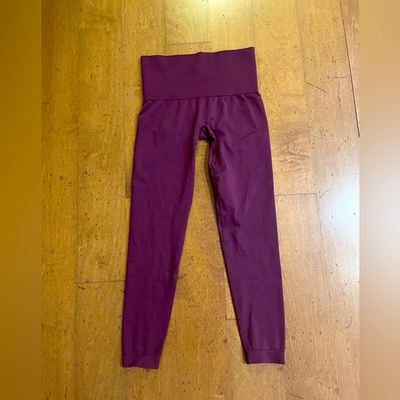 KNIX good to go seamless legging-size medium.  New without tags. - Picture 1 of 2